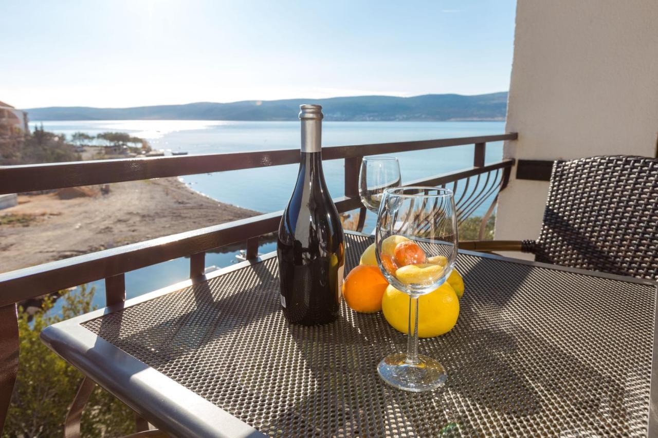 Pansion Croatia Bed & Breakfast Стариград-Пакленица Екстериор снимка