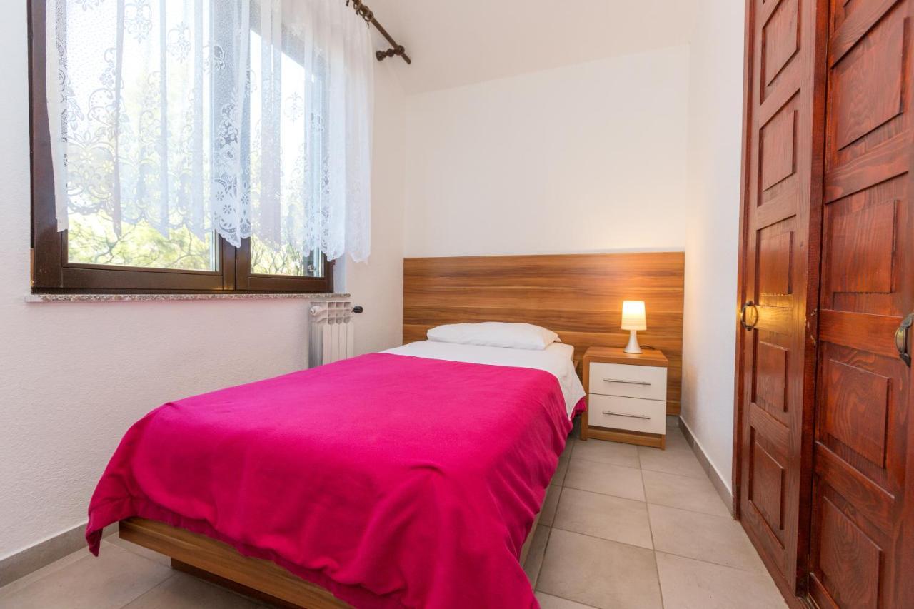 Pansion Croatia Bed & Breakfast Стариград-Пакленица Екстериор снимка