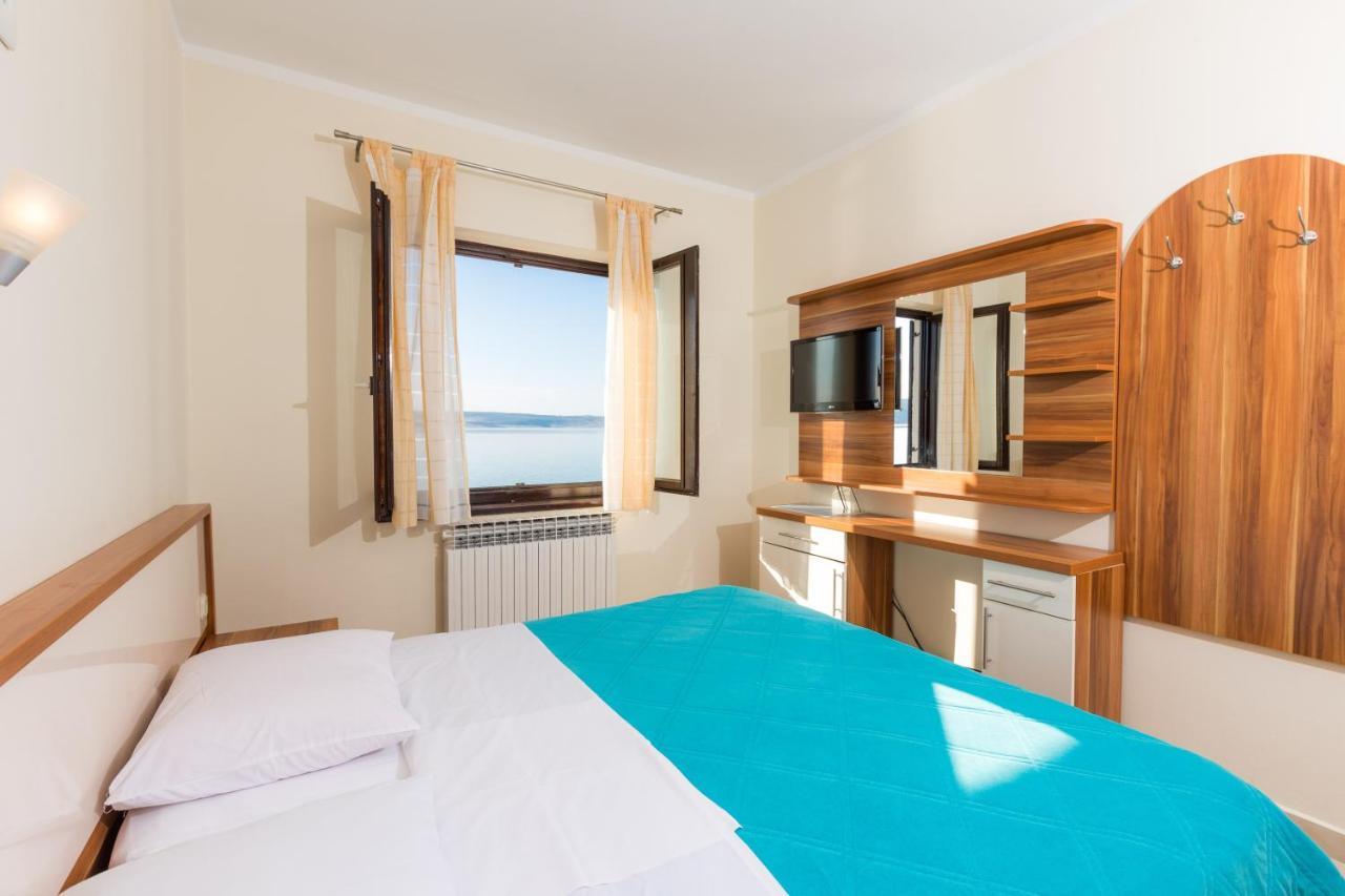 Pansion Croatia Bed & Breakfast Стариград-Пакленица Екстериор снимка